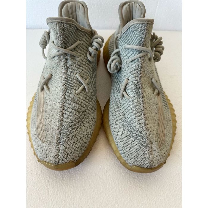 Adidas Yeezy Boost 350 V2 