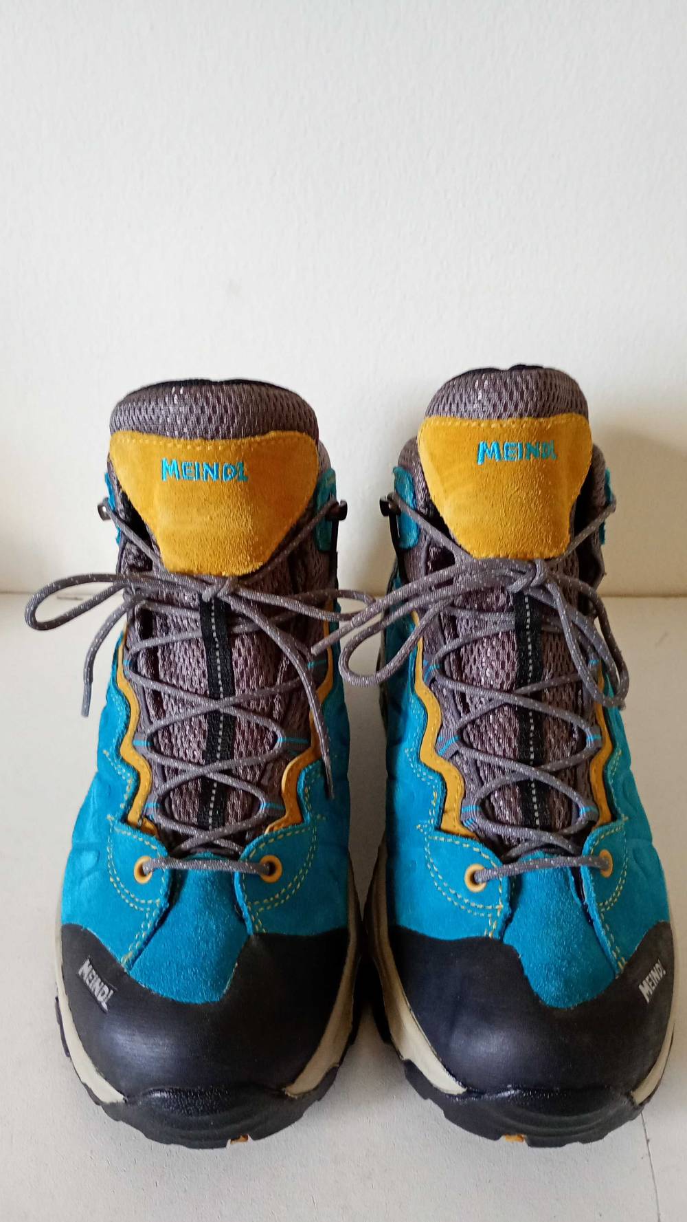 Meindl Men's Activo GTX Gore-Tex Waterproof Hiking Walking Shoes
