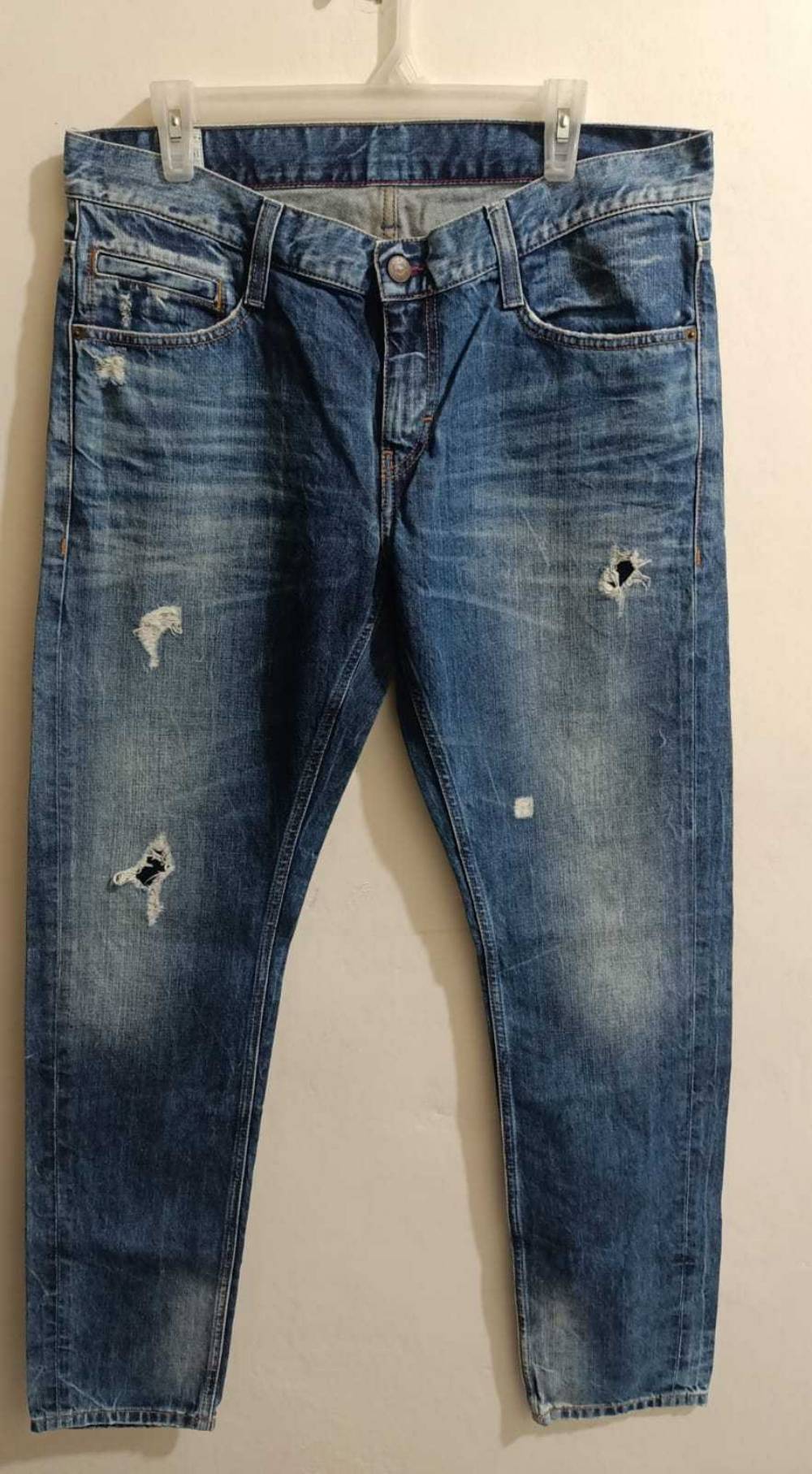 Mustang Oregon Tapered Distressed Jeans