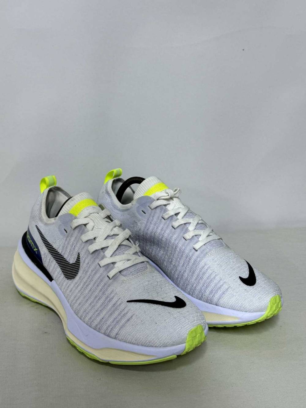 Nike ZoomX Invincible Run Flyknit 3 Pure Platinum