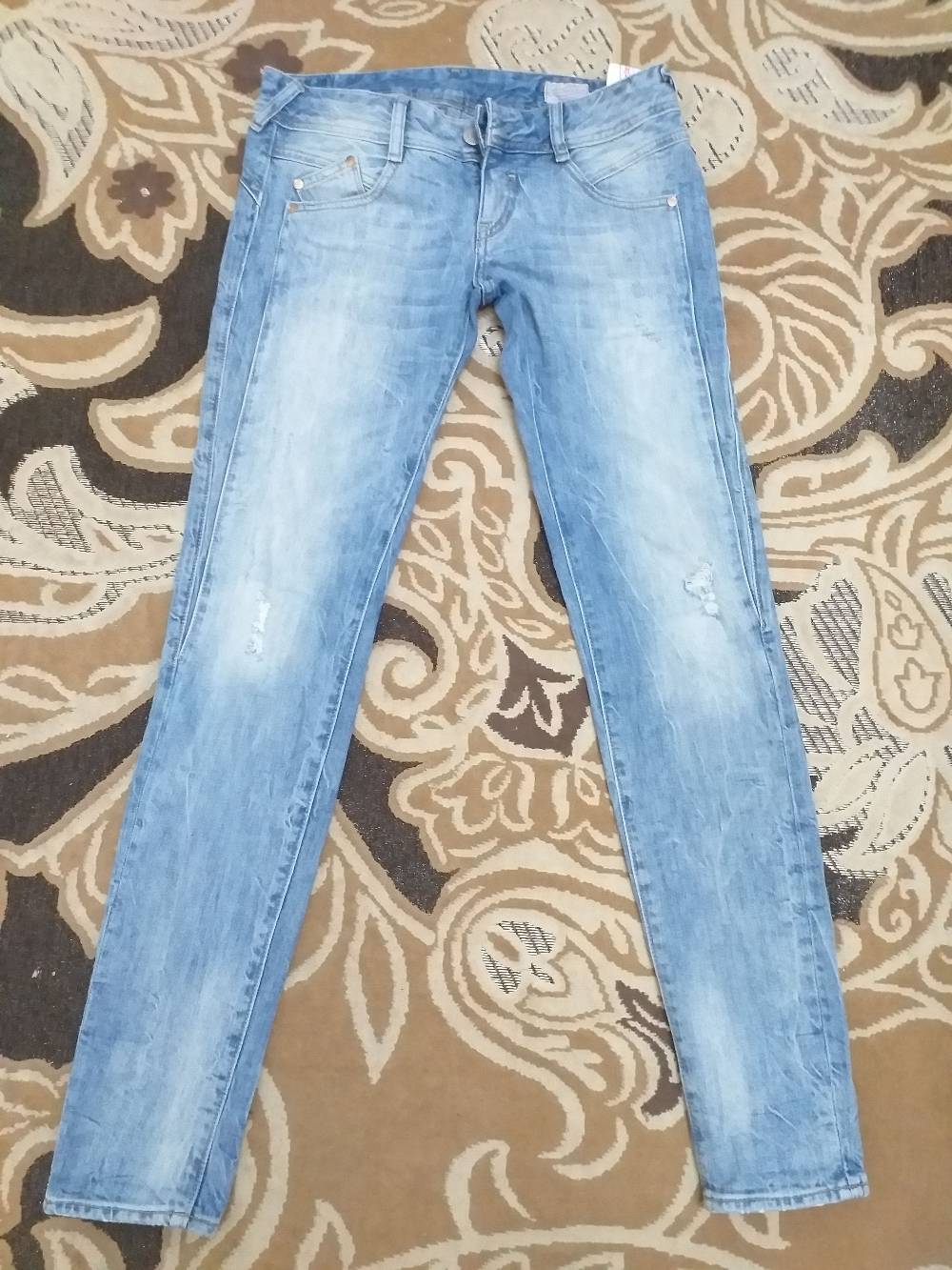 Women's Light Blue Distressed Skinny Jeans