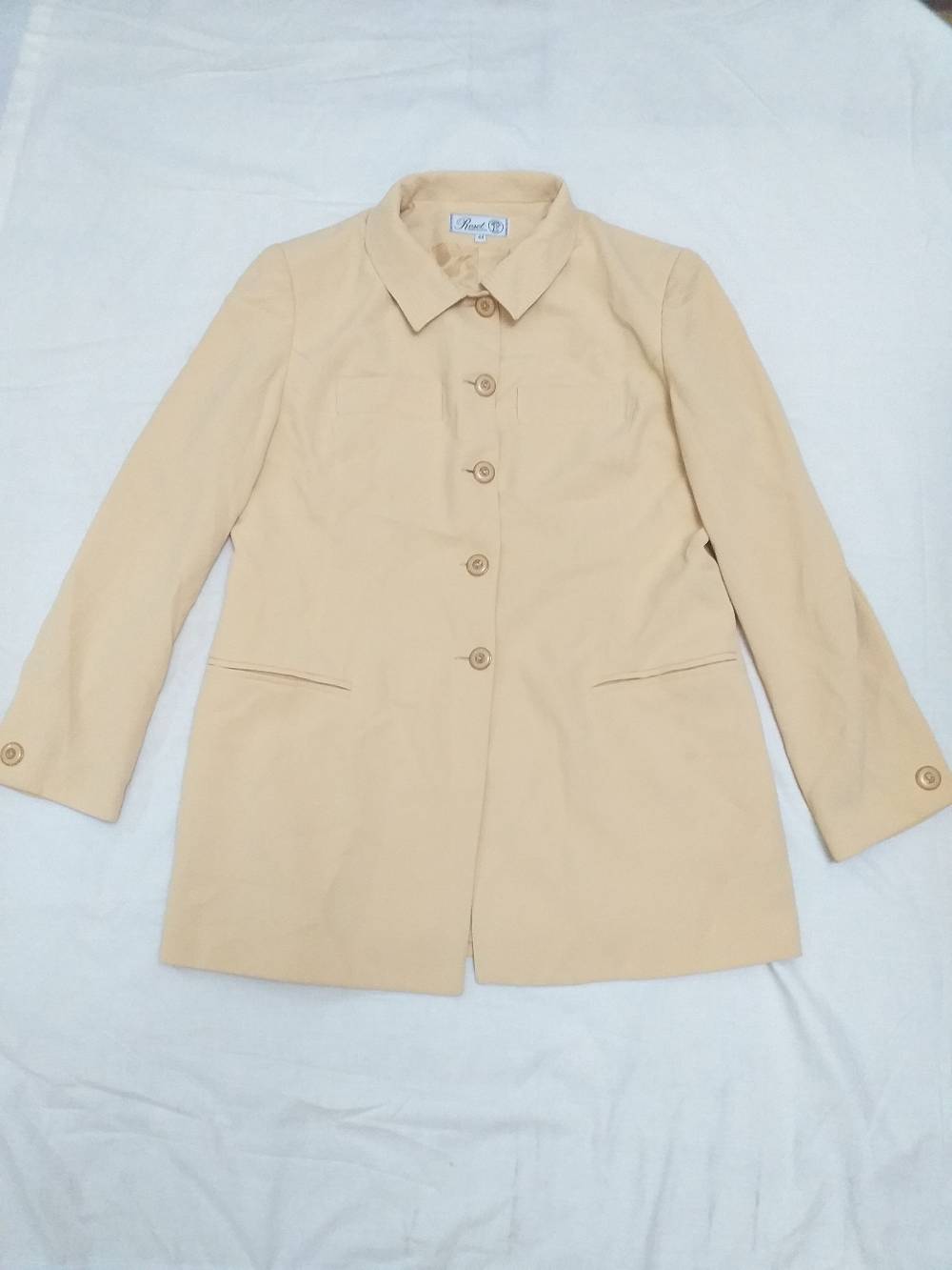 Women's Single-Breasted Blazer / Light Coat