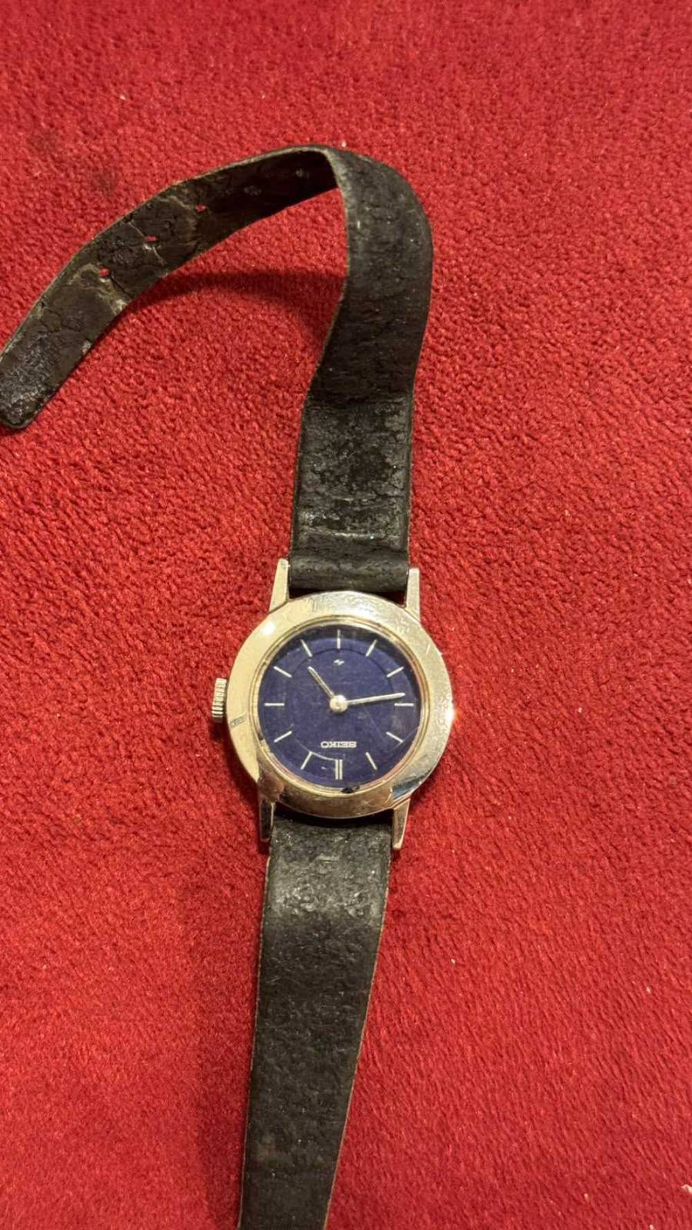 Vintage Seiko Manual Wind Watch Blue Dial