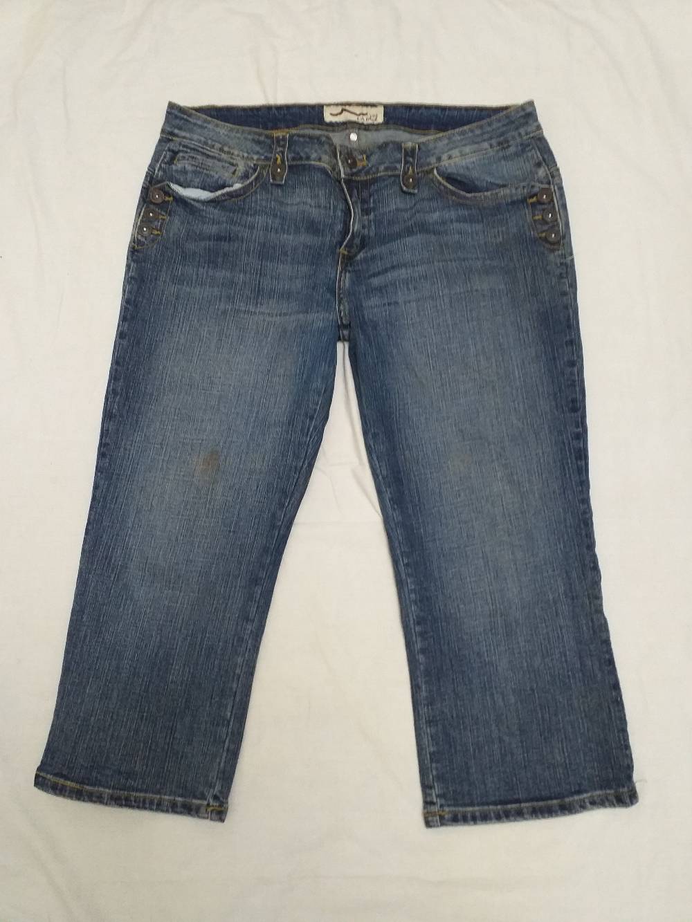 Women's Capri Jeans